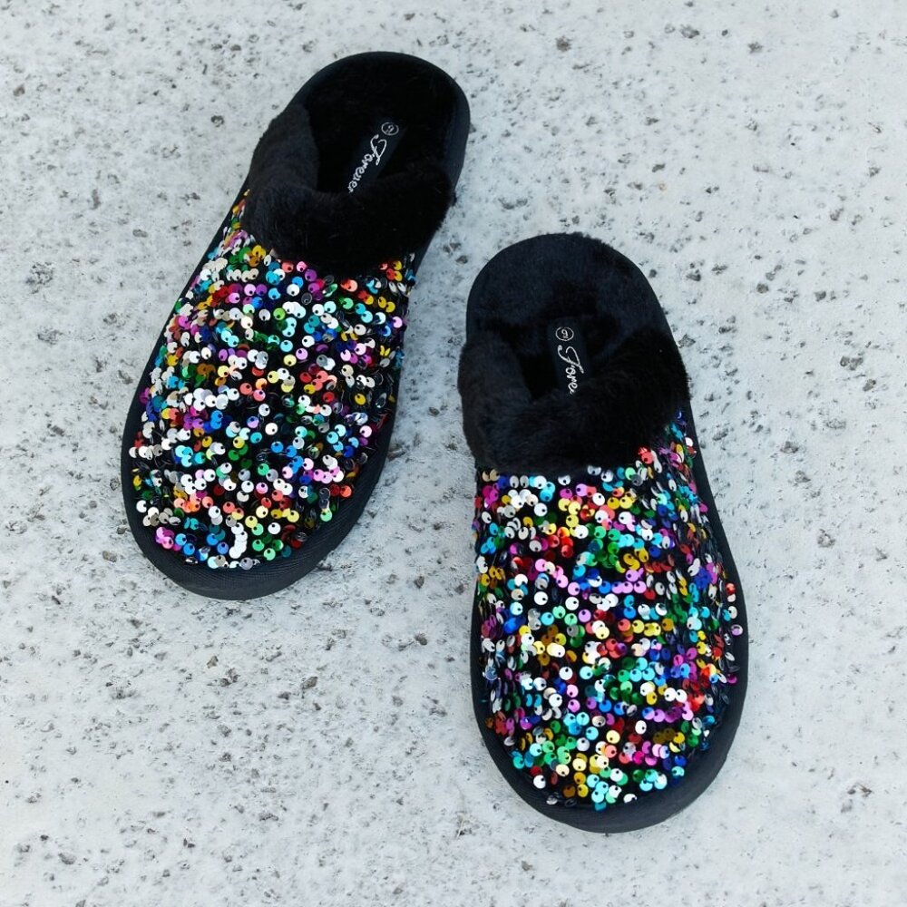 NWT Forever Link Multicolored Sequin Faux Fur Slipper